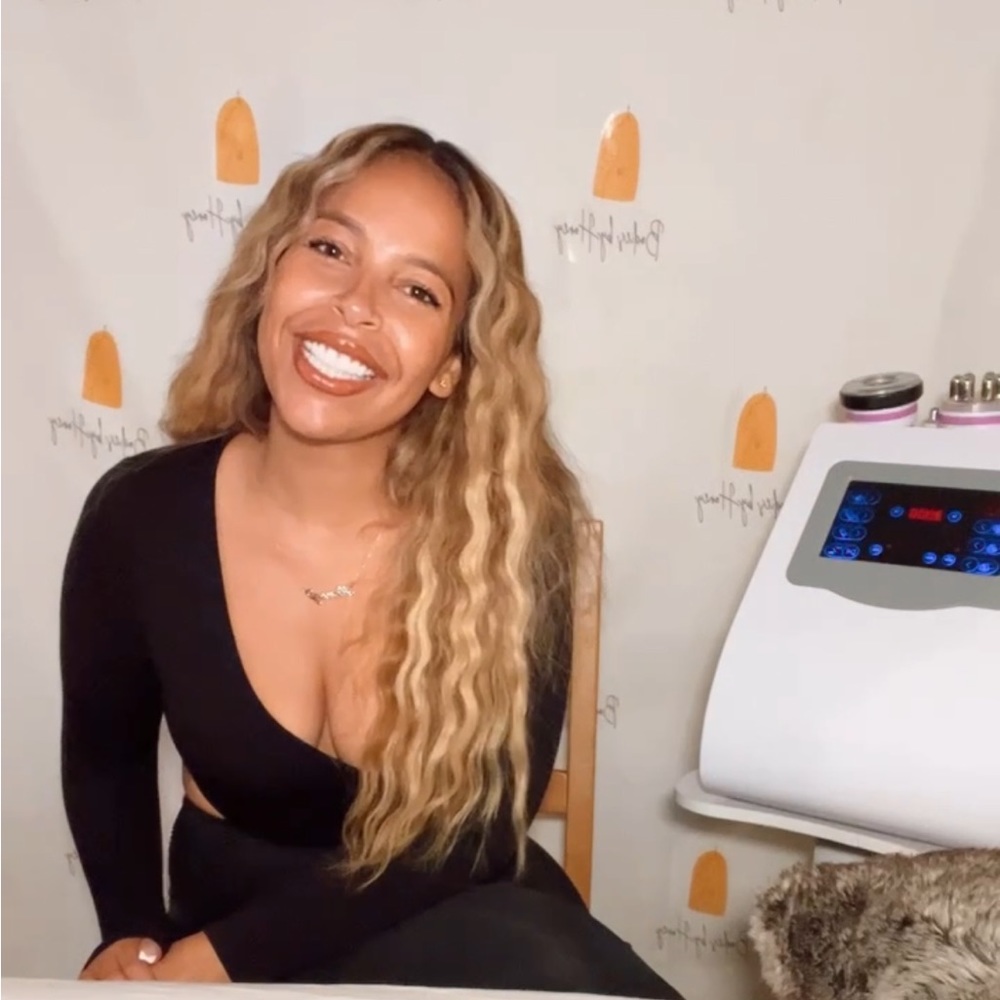 Meet your Posher, Devyn